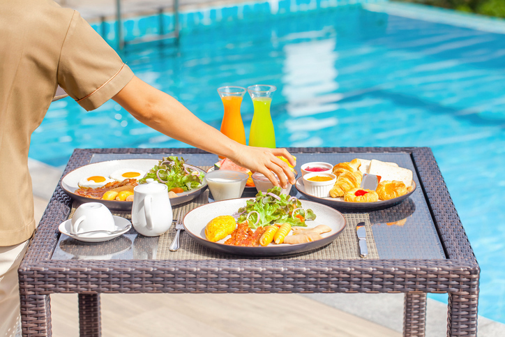 Celebrate Memorial Day in Texas! Check our poolside party food tips and save more on your electricity.