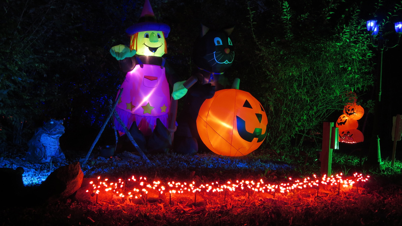 Seven Ways to Have a Spooky & Safe Halloween at Your Home